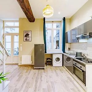 The Montesquieu Loft - Spacious 6 People - Saxe Gambetta , Lyon France